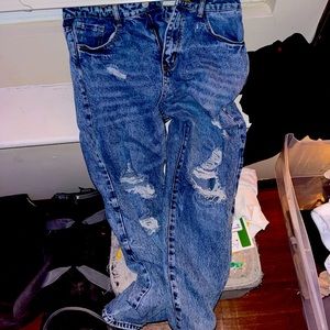 High waisted boyfriend jeans, size L but would fit a M better